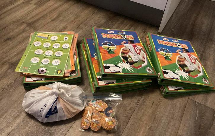 Grote collectie voetbal flippos, Verzamelen, Flippo's, Ophalen of Verzenden