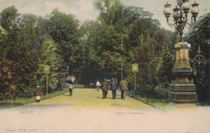 002 Breda Ingang Valkenberg 1918 gelopen, Verzamelen, Ansichtkaarten | Nederland, Gelopen, Noord-Brabant, Voor 1920, Ophalen of Verzenden