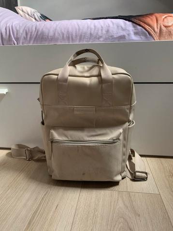 Kaptain & son tas beschikbaar voor biedingen