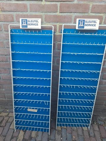 Vintage Sleutelborden Benco Sleutel Service beschikbaar voor biedingen