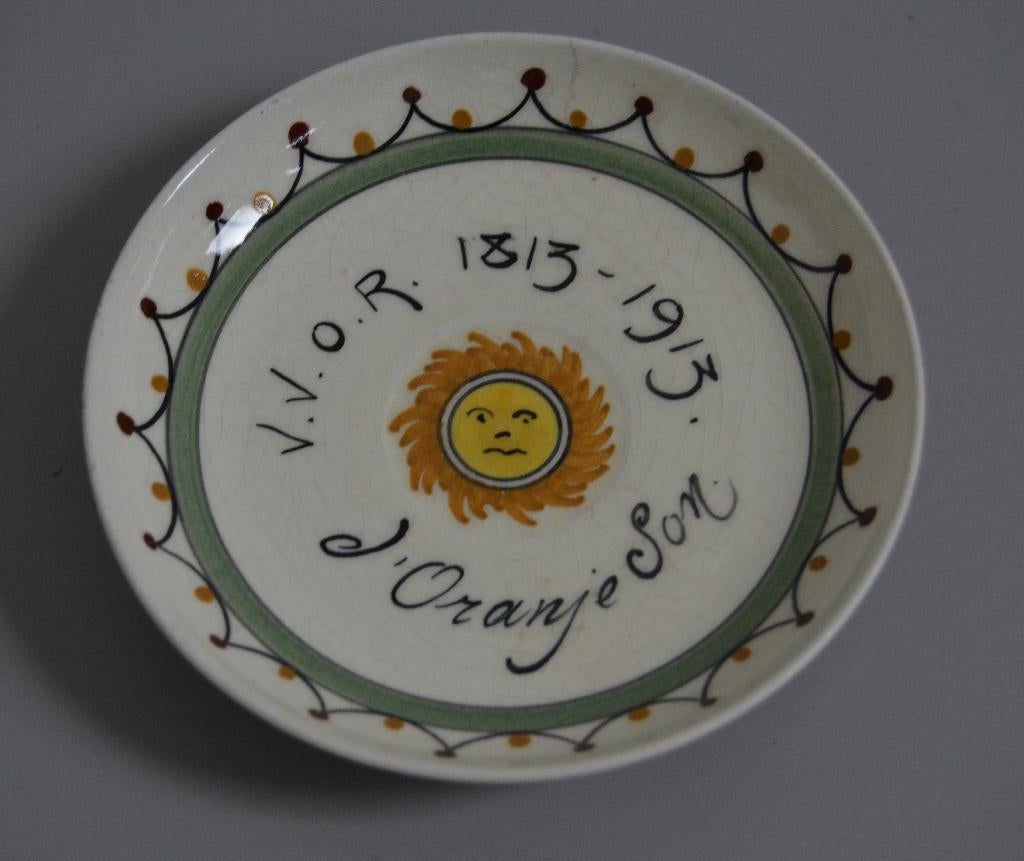 potterie Rembrandt schotel, 100 jaar onafhankelijkheid 1913, Ophalen of Verzenden