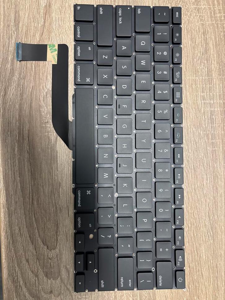 Macbook Pro A1398 Toetsenbord - Vervanging, Computers en Software, Toetsenborden, Gebruikt, Qwerty, Ophalen of Verzenden