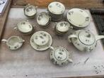 Antiek servies uit 1920 onbeschadigd., Antiek en Kunst, Antiek | Servies compleet, Ophalen