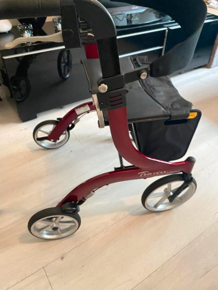 Rollator travixx de luxe, Diversen, Rollators, Zo goed als nieuw, Lichtgewicht, Opvouwbaar, Ophalen of Verzenden