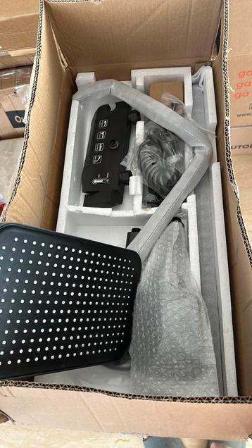 Douche grijs thermostaatkraan beschikbaar voor biedingen