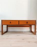 Vintage teak haltafel/dressoir | IKEA | Arne Wahl Iversen, Huis en Inrichting, Kasten | Dressoirs, Ophalen, 100 tot 150 cm, Teakhout