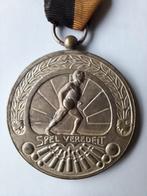 Medaille 1932 kegelen Amsterdam Spel veredelt, Ophalen of Verzenden, Overige materialen