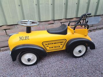 Retro Takelwagen Loopauto  beschikbaar voor biedingen