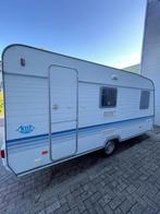 Caravan te koop Adria Altea 432 PX 2004, erg netjes! + tent, Caravans en Kamperen, Caravans, Vast bed, Treinzit, 750 - 1000 kg