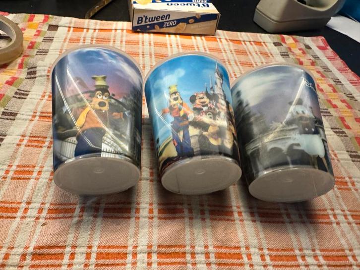 3 Disney Paris Plastic Bekers, Verzamelen, Disney, Nieuw, Servies, Goofy of Pluto, Ophalen of Verzenden