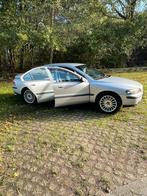 Volvo S60 2.3 T5 2001 Grijs, Auto's, Volvo, Voorwielaandrijving, S60, 1478 kg, Handgeschakeld