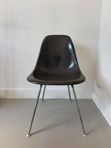 Eames Herman Miller beschikbaar voor biedingen