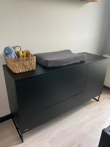 Kidsmill intense XL commode zwart beschikbaar voor biedingen