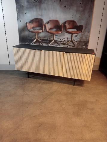 Nieuwe icatchers Piano collection dressoir 180cm mango €350 beschikbaar voor biedingen