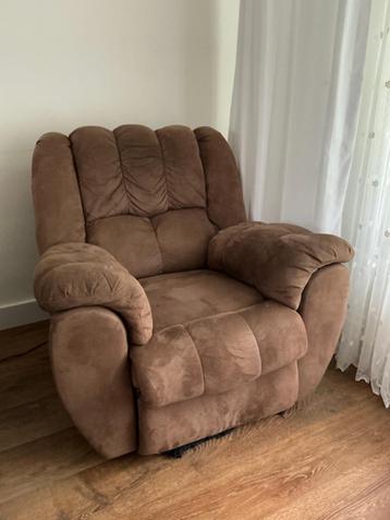 Relax fauteuil in Eindhoven beschikbaar voor biedingen