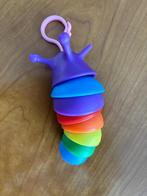 Kinder sleutelhanger rups , sleutelhanger rugzak spelletje, Verzamelen, Ophalen, Zo goed als nieuw, Knuffel of Figuurtje