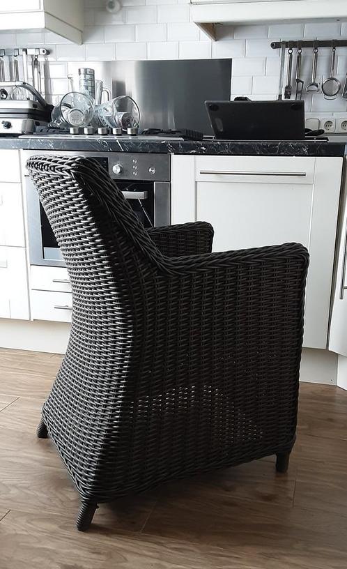 Stevige rotan gevlochten tuinstoel / loungestoel voor 20,-, Tuin en Terras, Tuinsets en Loungesets, Zo goed als nieuw, Ophalen
