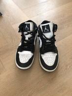 Paar zwart / witte Nike Jordan, Kleding | Dames, Schoenen, Zwart, Nike, Ophalen of Verzenden, Sneakers of Gympen