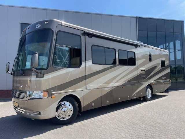 Ford - Four winds international - Camper, Caravans en Kamperen, Campers, Bedrijf, Ford, Overige brandstoffen, Automaat