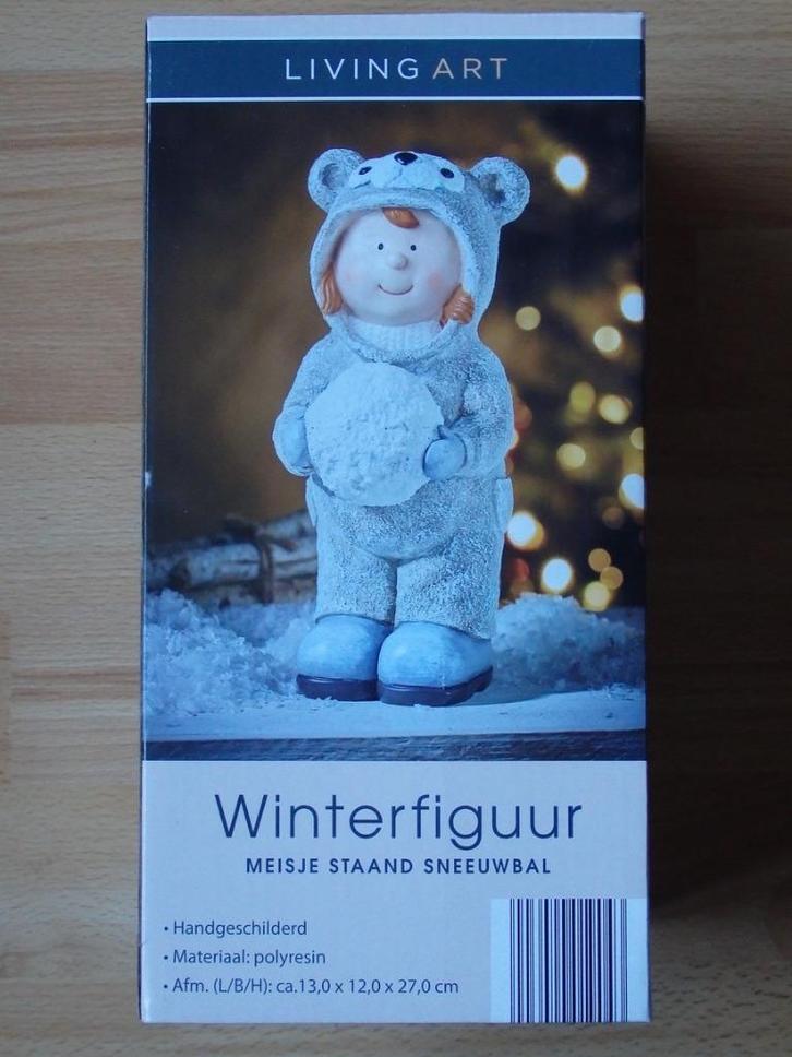 Beeldje meisje met sneeuwbal, Diversen, Kerst, Zo goed als nieuw, Ophalen