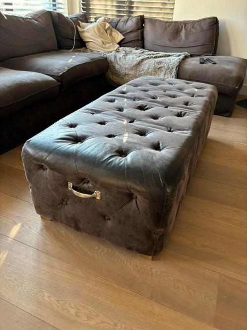 Hocker Riviera Maison bruin leer, Huis en Inrichting, Banken | Voetenbanken en Poefen, Gebruikt, 50 tot 75 cm, 125 cm of meer