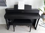 Roland HP605, Muziek en Instrumenten, Piano's, Ophalen, Zwart, Digitaal, Zo goed als nieuw