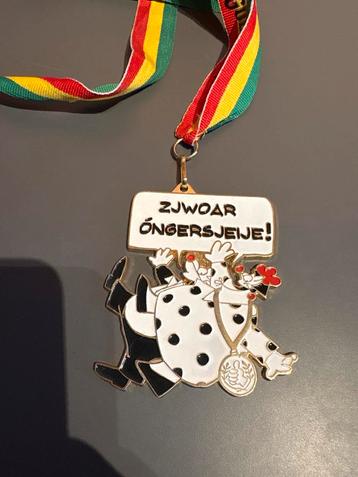 Zjwoar Óngersjeije!, carnaval, medaille, penning, beschikbaar voor biedingen