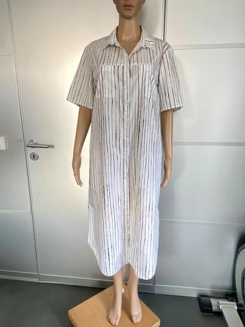 H219 Monki maat S=36/38 lange blouse-jurk wit/zwart beschikbaar voor biedingen