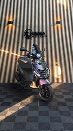 Piaggio Zip iGet | 2019 | Euro 4 | Full Option, Fietsen en Brommers, Scooters | Piaggio, Maximaal 45 km/u, Zip, Zo goed als nieuw
