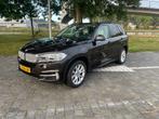 BMW X5 Xdrive 40E Plug-in Hybr Aut8 2016 Bruin, Auto's, BMW, 4 cilinders, Bruin, Overige kleuren, Vierwielaandrijving