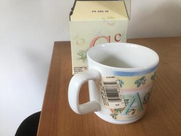 Peter Rabbit mok - Wedgwood - ABC first learning - Nieuw beschikbaar voor biedingen