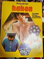 Een leuk retro haakboek uit de 70/80"s, Patroon of Boek, Haken, Ophalen