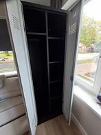 Locker met 2 deuren, Huis en Inrichting, Ophalen, Zo goed als nieuw, Metalen locker