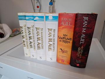 Jean M.Auel  gebonden De aardkinderen compleet 6 boeken.  beschikbaar voor biedingen