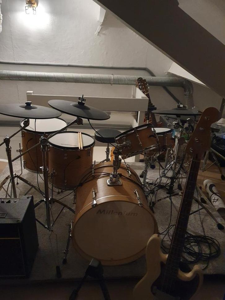 Millenium MP1000 Digitaal Drumstel - Stil!, Muziek en Instrumenten, Drumstellen en Slagwerk, Gebruikt, Overige merken, Elektronisch