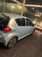 Toyota Aygo 1.0 5DRS Carplay & Toerenteller, Voorwielaandrijving, Elektrische ramen, 68 pk, Origineel Nederlands