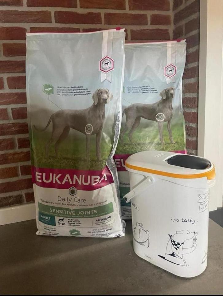 2 zakken Eukanuba Daily Care Sensitive Joints, Dieren en Toebehoren, Dierenvoeding, Hond, Ophalen