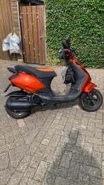 Piaggio zip 125cc AC, Fietsen en Brommers, Scooters | Piaggio, Ophalen, Zo goed als nieuw, Zip