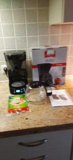 KOFFIEZETAPPARAAT, Witgoed en Apparatuur, Koffiezetapparaten, Ophalen, 10 kopjes of meer, Koffiemachine, Gemalen koffie