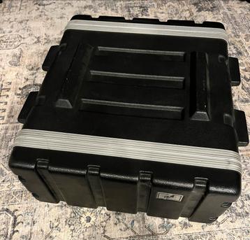 19 inch Flightcase 4 HE - Lichtgewicht beschikbaar voor biedingen