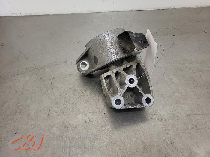 Motorsteun van een Fiat Doblo, Auto-onderdelen, Ophanging en Onderstel, Fiat, Gebruikt, 3 maanden garantie, Ophalen of Verzenden