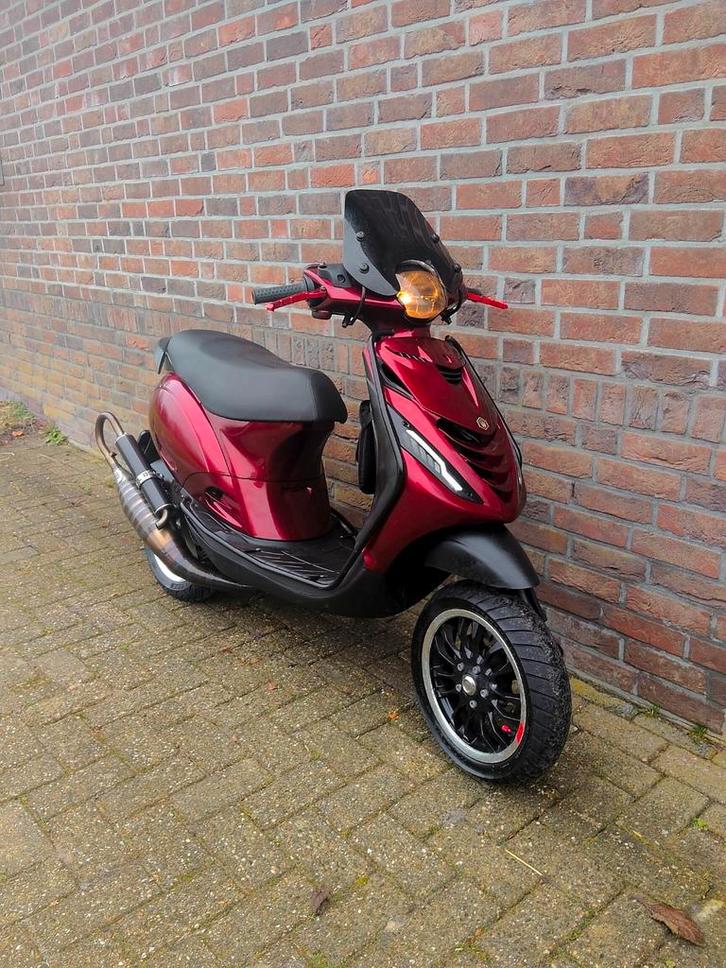 Zip 172/180cc Brom 2006 frame, Fietsen en Brommers, Scooters | Piaggio, Zo goed als nieuw, Zip, Maximaal 45 km/u, Tweetakt, Ophalen