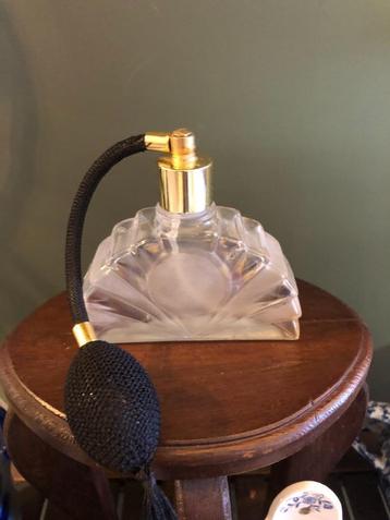 Frans Art-Deco Antiek Parfum Flesje in parelmoer. beschikbaar voor biedingen
