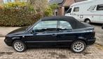 Volkswagen Golf 1.8 Cabriolet 55KW 2000 Blauw, Auto's, Volkswagen, 47 €/maand, Origineel Nederlands, Te koop, Benzine