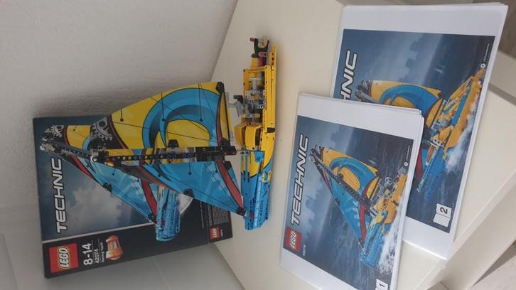 Lego technic zeilboot 42074 netjes, Kinderen en Baby's, Speelgoed | Duplo en Lego, Ophalen of Verzenden