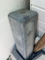 Betonpoeren 15x15x60 en 18x18x10, Ophalen, Gebruikt, Beton