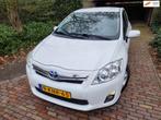 Toyota Auris 1.8 Full Hybrid Aspiration Limited, Auto's, Toyota, Gebruikt, 4 cilinders, Wit, 26 km/l
