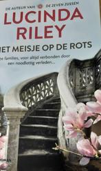 Lucinda Riley - Het meisje op de rots, Lucinda Riley, Ophalen of Verzenden, Zo goed als nieuw, Nederland