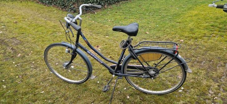 Batavus Damesfiets met slot, Fietsen en Brommers, Fietsen | Dames | Damesfietsen, Gebruikt, Batavus, Versnellingen, 53 tot 56 cm