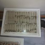 Collage verzameling lepeltjes, Ophalen